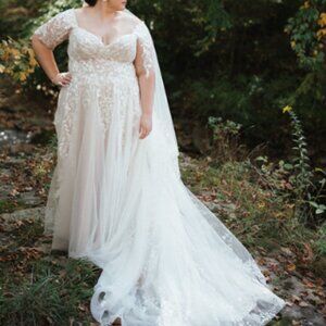 Wedding Dress - Justin Alexander Carlee (88219) SEND ME AN OFFER!